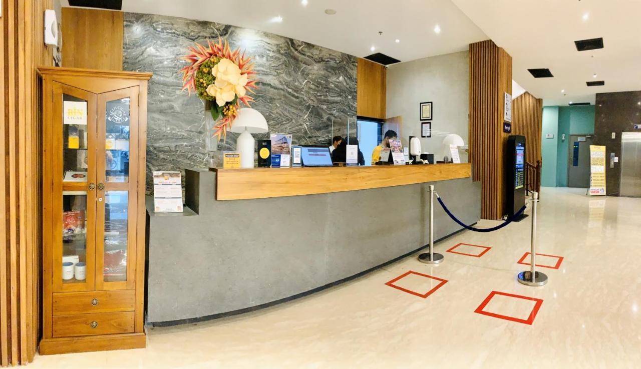 Kyriad Hotel Muraya Aceh Банда Ачех Екстериор снимка