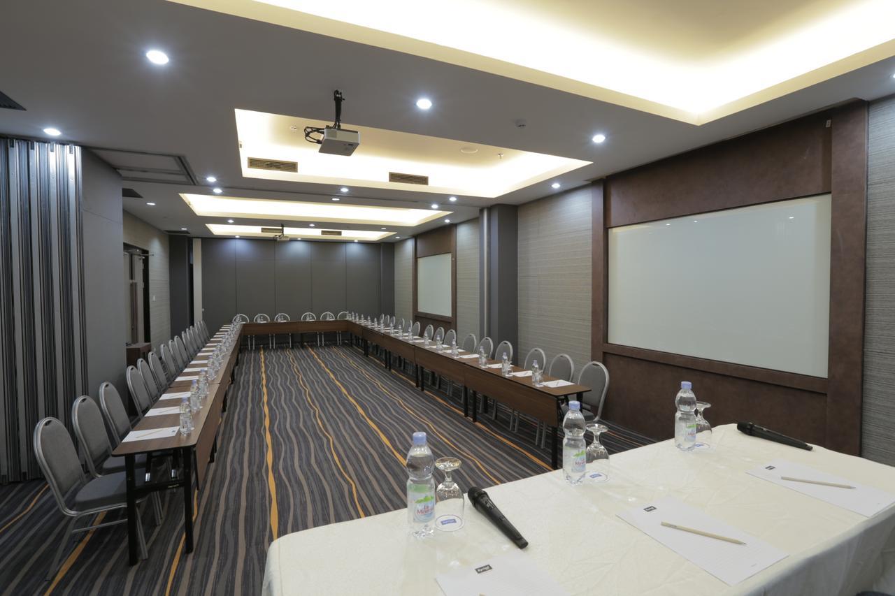Kyriad Hotel Muraya Aceh Банда Ачех Екстериор снимка